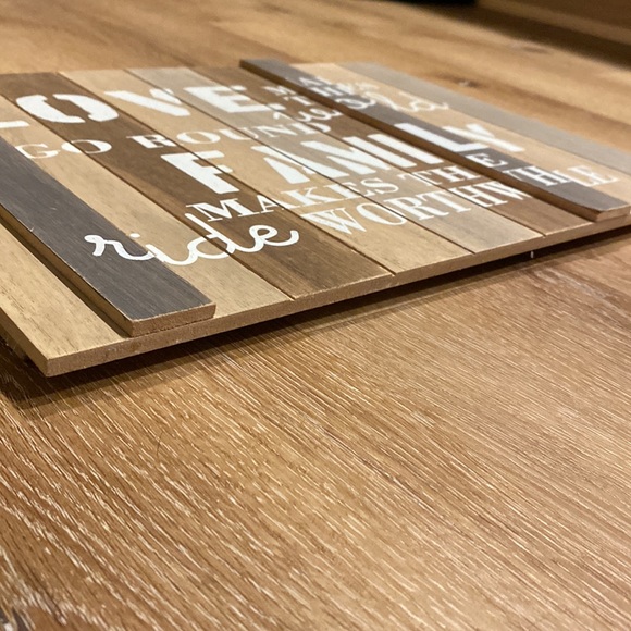 Farmhouse sign - Picture 2 of 2